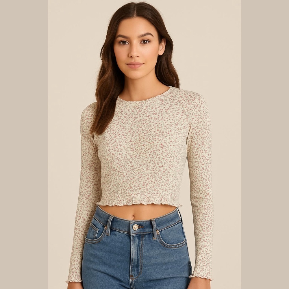 Storia Scalloped High Neck Dainty Long Sleeve Floral Tee- Size Medium